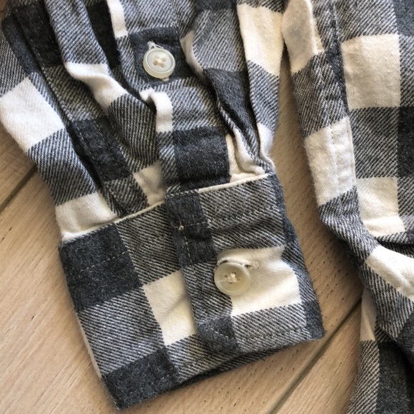Uniqlo Flannel Shirt - Picture 6 of 6